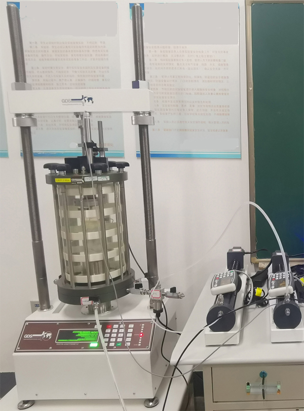 自動三軸試驗機(jī) ,自動三軸試驗系統(tǒng),全自動三軸試驗儀